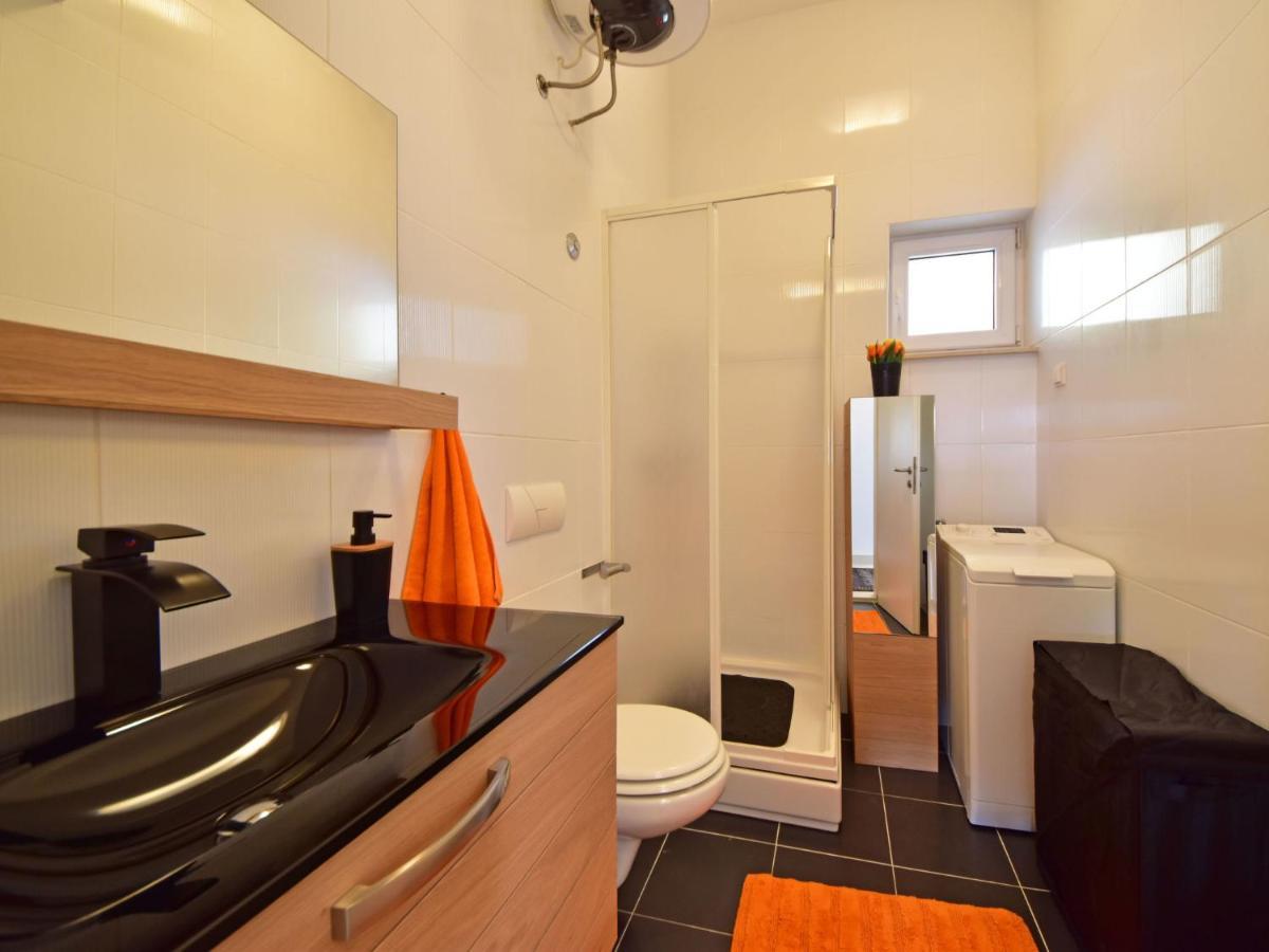 Apartment Cvit 2 By Interhome Кленовица Екстериор снимка