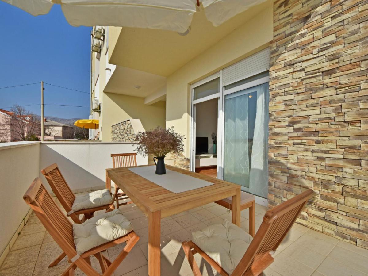 Apartment Cvit 2 By Interhome Кленовица Екстериор снимка